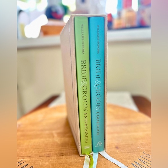 Williams Sonoma Bride & Groom Collection Cookbook Entertaining Box Set - Picture 6 of 6